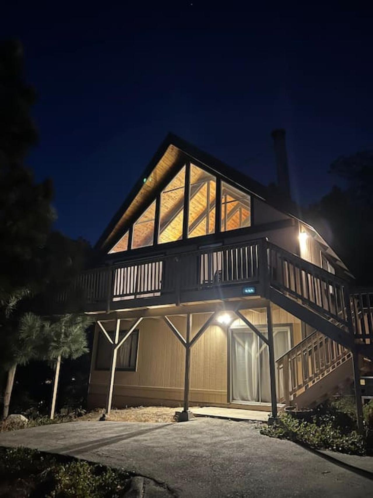 Ev Level 2, Pets Welcome At Sunset Ridge Lake Arrowhead Exterior foto